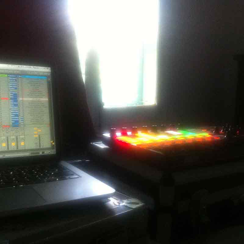 Likewolf Studio Set up in a hotel room in Ibiza